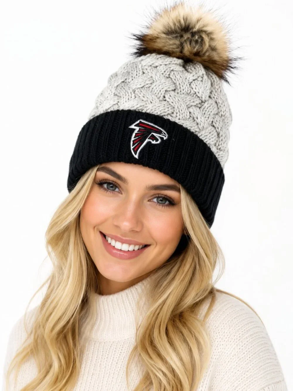 Atlanta Falcons Womens Hat Cable Knit Faux Fur Pom Embroidered Logo NFL New